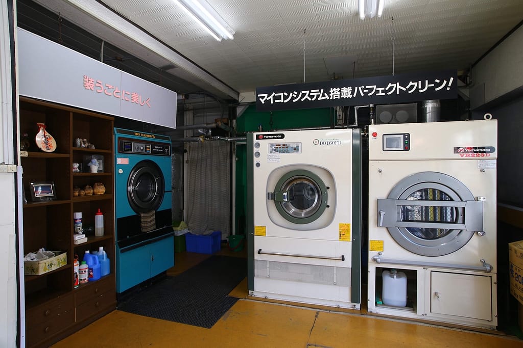 業務用クリーニング機械設備(白友舎 設備)