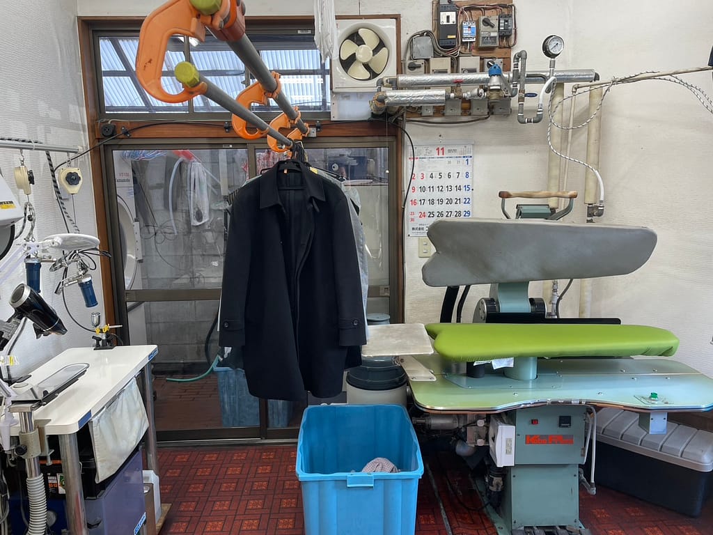 新生クリーニング 工場内 設備 練馬区 自店洗いによる一貫対応