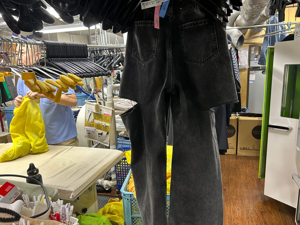 EMクリーニングハヤシ 工場設備全景