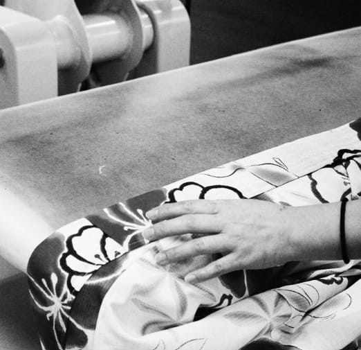 1947年創業の洗濯工房えんどうの作業写真